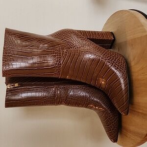 Lulu's Brown Heeled Boots with Textured Finish